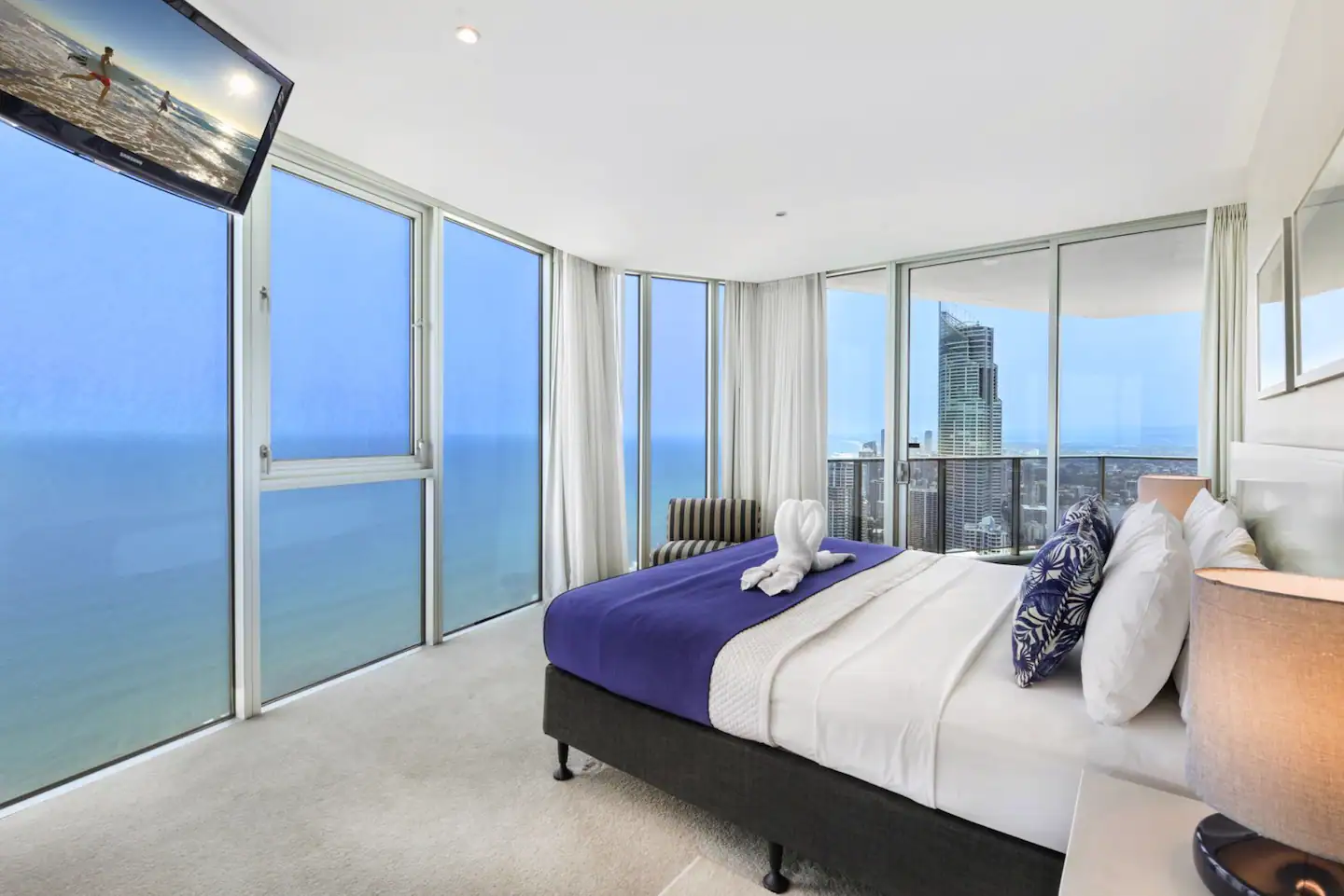 4bb2a0b1-fd58-4ae1-bea4-5bbd9a63f599